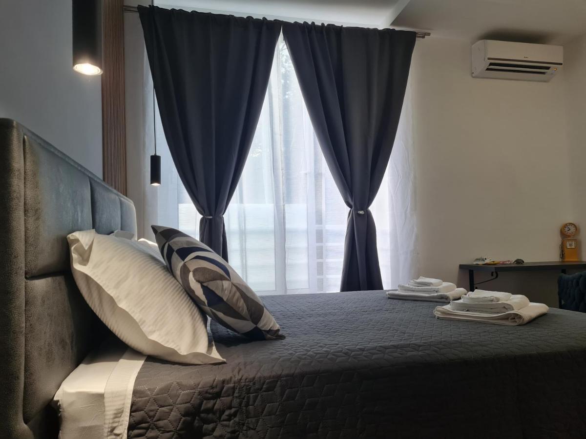 Lux Room 303 Zara Esterno foto